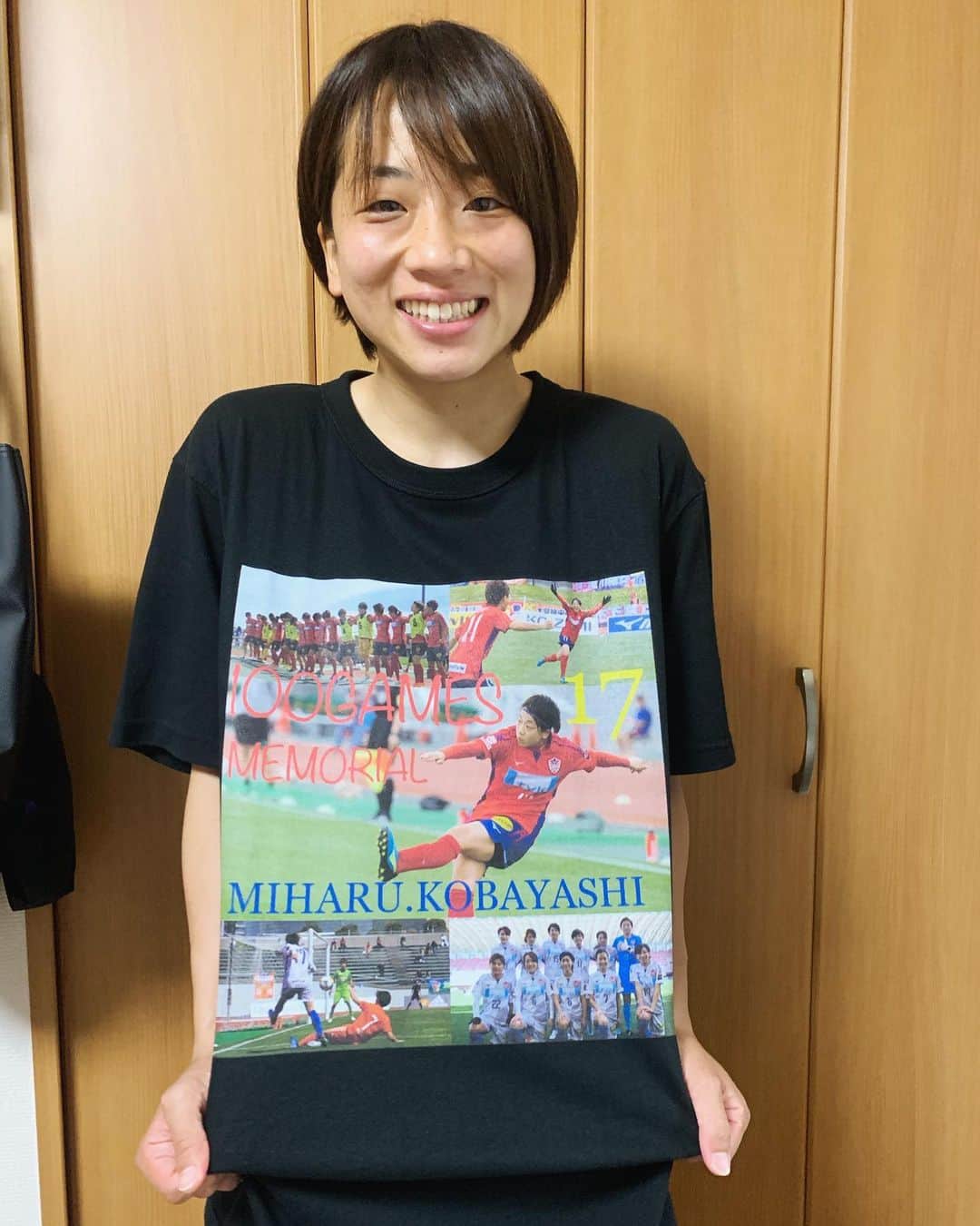 小林海青のインスタグラム：「吹雪さん（@fubukik ）が100試合記念Tシャツ作ってくれた😂😂 嬉しい！ありがとう😊 . #100games」