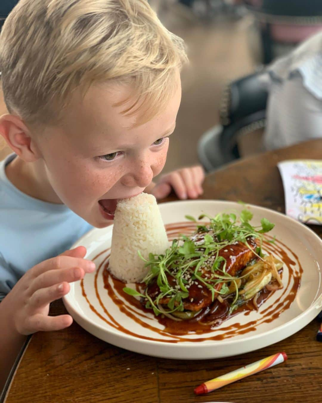 アンディ・キャロルさんのインスタグラム写真 - (アンディ・キャロルInstagram)「Fish Fridays With The Best Curry Sauce🦞 🐠 🦐 @colmansseafoodtemple」7月25日 5時19分 - andytcarroll