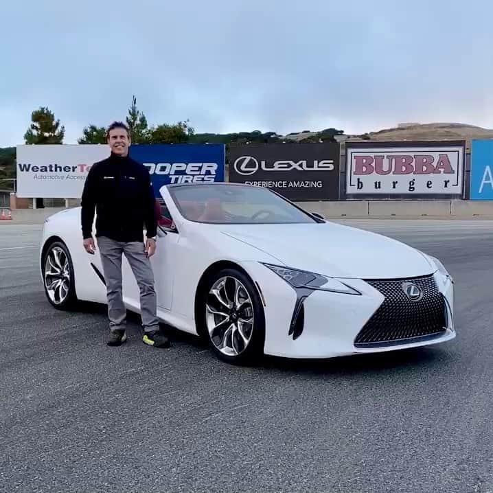 Lexus USAのインスタグラム：「👀😍Did you hear? Head over to the link in our bio to learn more. #LexusLC 500 Convertible」