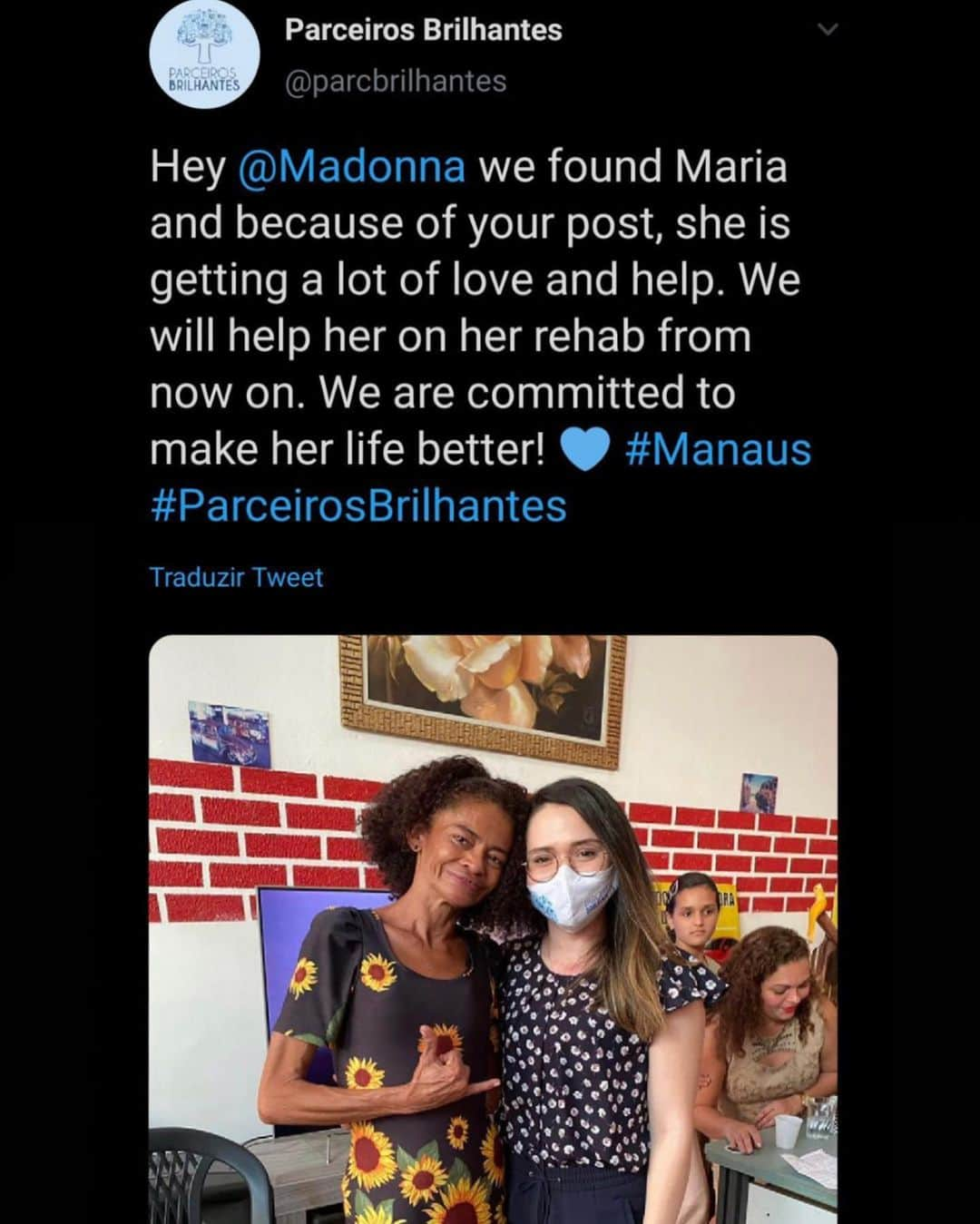 マドンナさんのインスタグラム写真 - (マドンナInstagram)「Finally some Good News to wake up to!! I posted Maria dancing to Holiday in Manaus. Her son was killled  some time ago and she turned to drugs! Now she is getting the help she deserves and Im so grateful to the people who are taking care of her. 💪🏽♥️ 🇧🇷 #wearefamily」7月25日 5時45分 - madonna