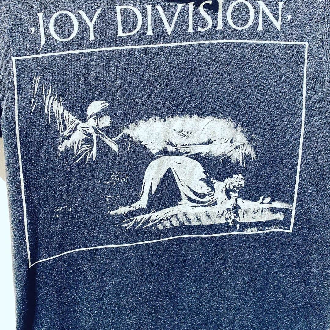 中野敬久さんのインスタグラム写真 - (中野敬久Instagram)「#joydivision #tshirt #original #bookmarc #vintagetshirt #hope」7月25日 8時31分 - hirohisanakano