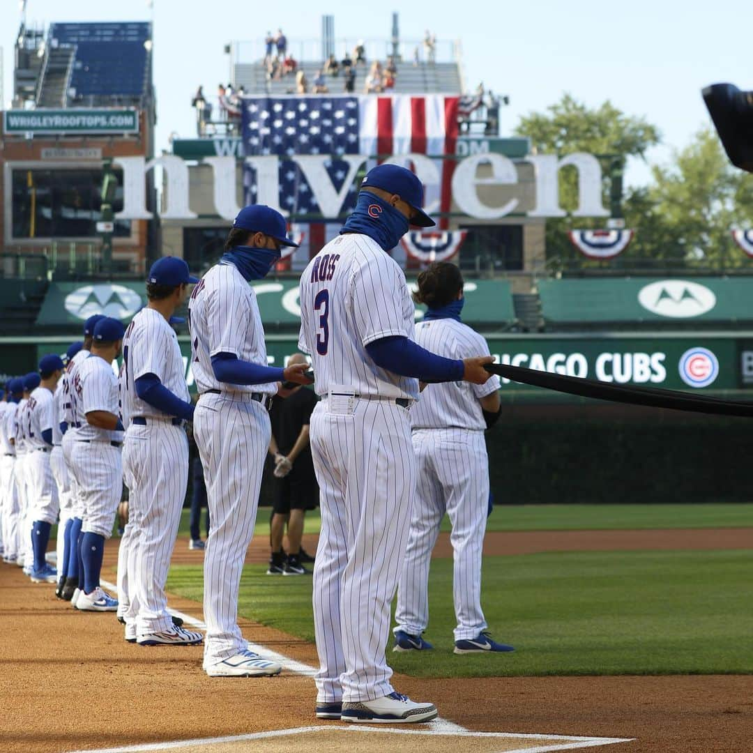 シカゴ・カブスさんのインスタグラム写真 - (シカゴ・カブスInstagram)「We applaud our players for using their platform to speak out about systemic racism. #BlackLivesMatter」7月25日 8時39分 - cubs