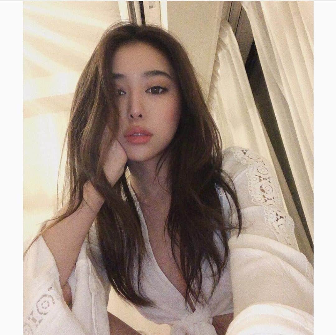美女JAPANのインスタグラム：「どうも美女JAPANです！✨ ＊ ＊ 今回ご紹介するのはこの方‼️ ＊ ＊ hinanoyamadaさん！@hinanoyamada__ ＊ ＊ とっても綺麗！！🙈💕 セクシー！！💕 ＊ ＊ hinanoyamadaさんのアカウントには他にも素敵な投稿がたくさんあります！✨ ＊ ＊ 皆さんも是非チェックしてみてね🧸 ＊ ＊ 明日の投稿もお楽しみに！！ ＊ ＊  #色気 #可愛い #綺麗 #かわいい #写真集 #モデル #美肌 #笑顔 #スタイル抜群 #可愛い #可愛すぎ #会いたい #天使 #美女 #美人 #美しい #清楚 #スタイル #色白 #スタイル抜群 #美脚 #素敵 #カワイイ #応援」