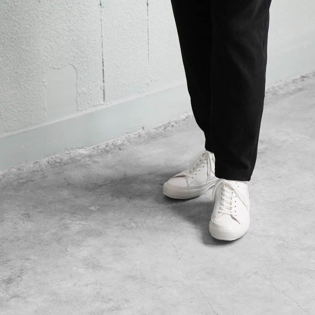 MOONSTARのインスタグラム：「PLAIN COURT / WHITE  #moonstarshoes  #finevulcanized  #plaincourt  #madeinkurume」