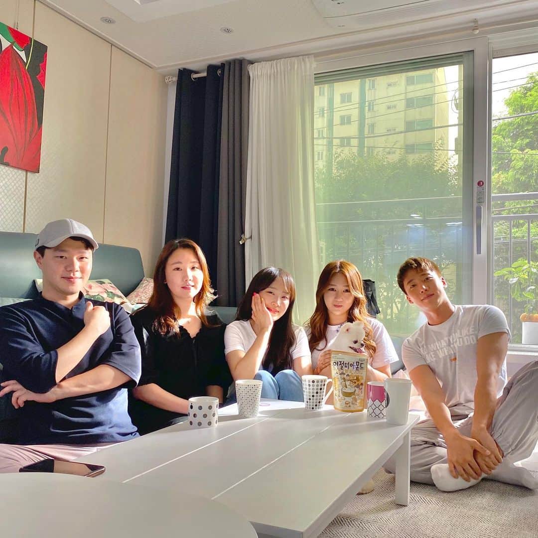 チェ・チャンヨプさんのインスタグラム写真 - (チェ・チャンヨプInstagram)「1. welcome to my 🏠 2. 기숙사인줄 3. 땡큐 4. 루디 AKA 굴러온 돌 5-7. 꽁치눈치까치 AKA 박힌돌들 8. best shot」7月25日 18時40分 - voldemortttchoi