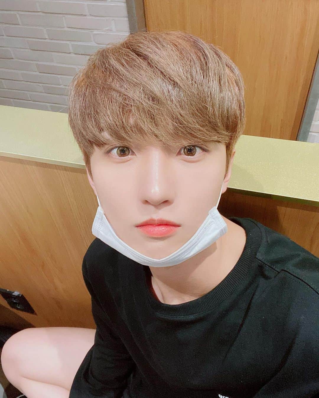 UP10TIONさんのインスタグラム写真 - (UP10TIONInstagram)「토요일🕺  #업텐션 #선율 #UP10TION #SUNYOUL」7月25日 19時33分 - u10t_official