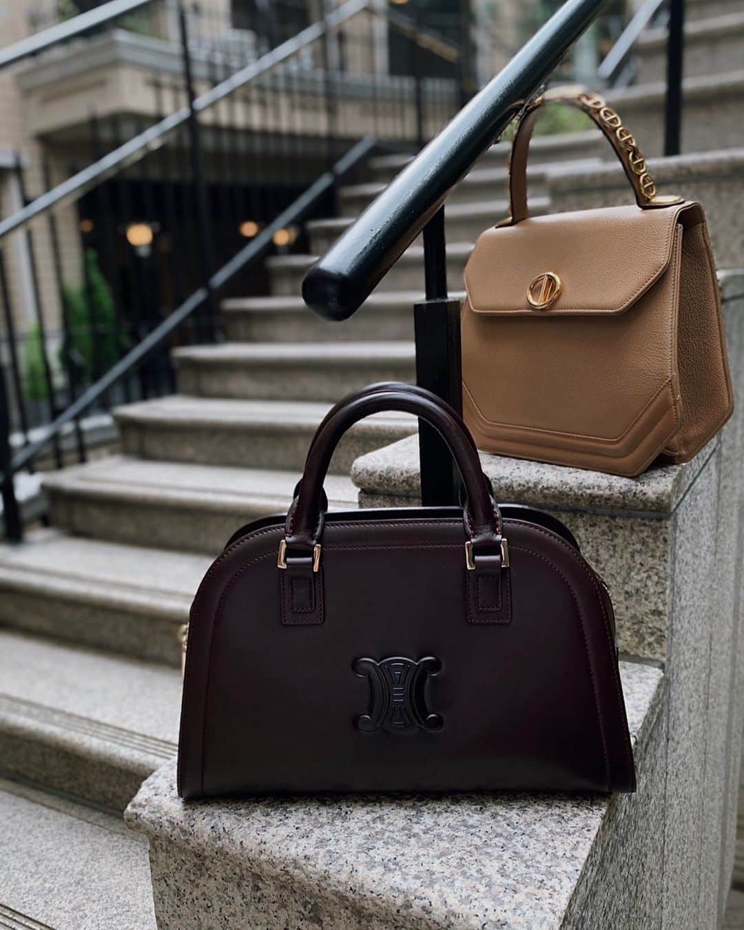 Ｈedyさんのインスタグラム写真 - (ＨedyInstagram)「【WEB掲載予定】 CELINE blazon leather handbag. Dior CD hardware shrink leather handbag.  @hedy_daikanyama  @hedy_worldwide  #vintage #vintageshop #hedy #hedy_japan #エディ #daikanyama #bag #fashion #accessory  #dior」7月25日 11時16分 - hedy_vintage