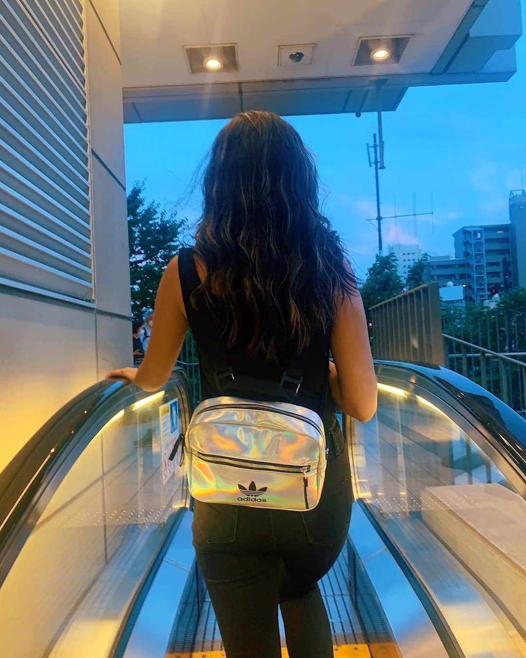 HANAEのインスタグラム：「_ #adidas #uniqlo #coordinate #fashion」