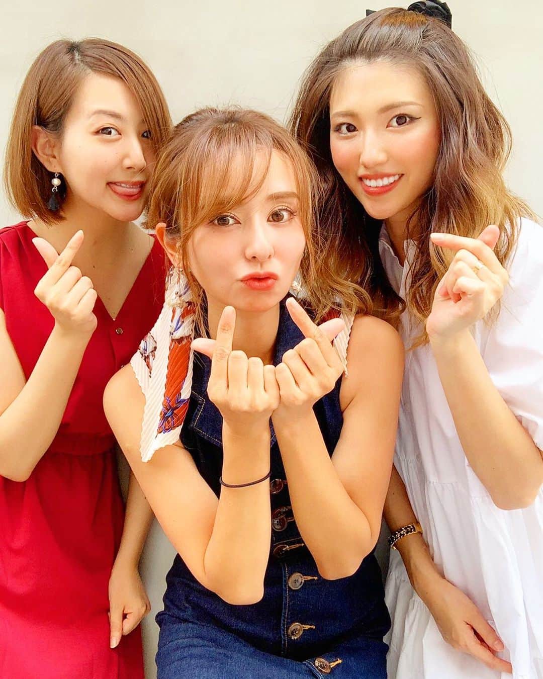 古澤未来のインスタグラム：「ありさ、あおいと♡ ありさ出産頑張ってねえ👶 あおいいつも色々助けてくれてありがとう😌🙏  #bachelorjapan  #ありみくあおいトリオ #love #friend」