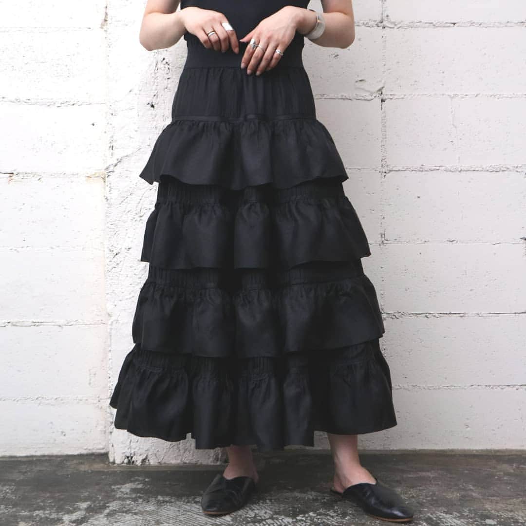 吉祥寺 古着屋 Orfeoさんのインスタグラム写真 - (吉祥寺 古着屋 OrfeoInstagram)「Tiered × Pleated Skirt   #orfeo #kichijoji #tokyo #vintage #used #fashion #coordinate #outfit  お問い合わせはインスタグラムのプロフィール掲載のメールアドレスにお願いいたします。コメント、DMでのお問い合わせは受け付けておりませんのでご了承ください。 新型コロナウィルス感染拡大防止策を徹底した上で営業をしております。マスクの着用、入店時にアルコールでの消毒をお願いいたします。」7月25日 13時17分 - orfeokichijoji