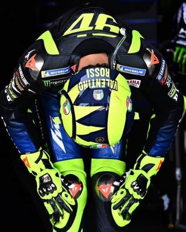 MotoGPさんのインスタグラム写真 - (MotoGPInstagram)「It's time to stretch 🤸‍♂️ and get ready for Qualifying day! ⏱️ #AndaluciaGP 🏁 #VR46 #MotoGP #ValentinoRossi #Rossi #Motorcycle #Racing #Motorsport」7月25日 15時00分 - motogp