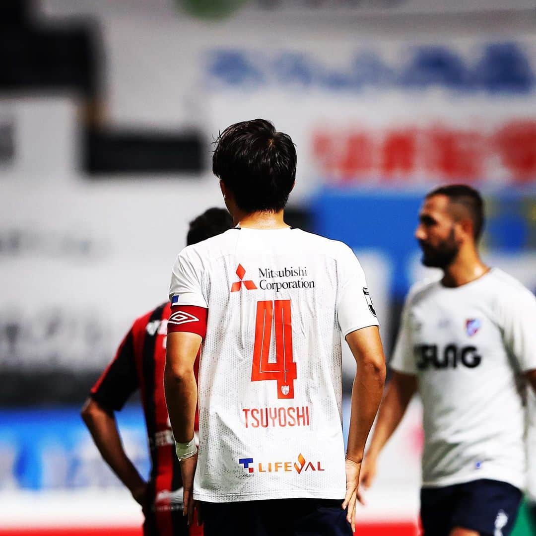 FC東京オフィシャルグッズさんのインスタグラム写真 - (FC東京オフィシャルグッズInstagram)「🔵🔴 キャプテンからの想いを受け、強く、高く、戦い続ける。 @tys_w0205  @fctokyoofficial  #渡辺剛  #FC東京 #fctokyo #tokyo」7月25日 15時17分 - fctokyoofficial