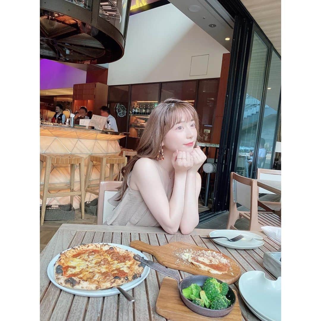 のインスタグラム：「🍝🍕🐰🧡  #テラス #カフェ」
