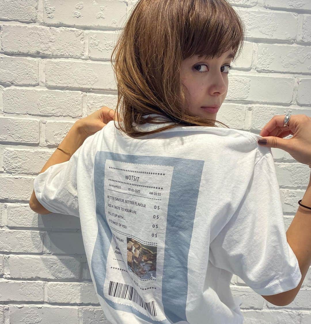 エイミーのインスタグラム：「Wotsit tee﻿ Coming soon🧾﻿ @bw_wotsit」
