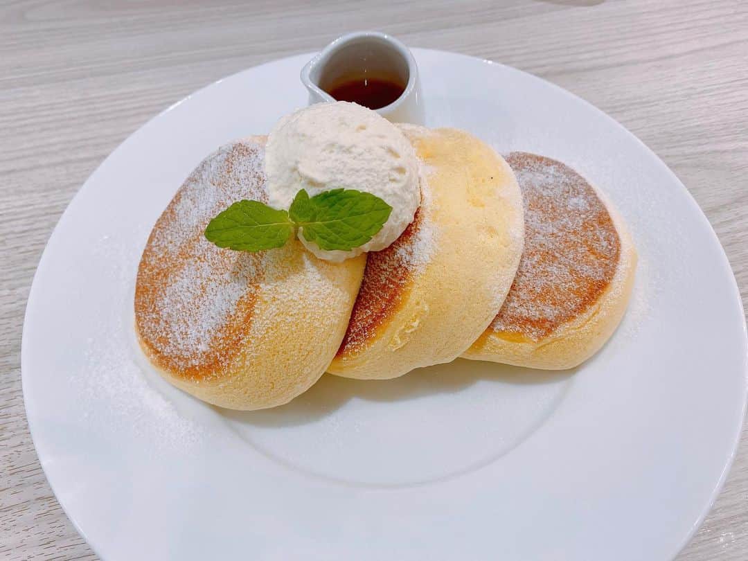 七海さんのインスタグラム写真 - (七海Instagram)「#幸せのパンケーキ 🥞💓」7月25日 17時35分 - nanami_bwmg