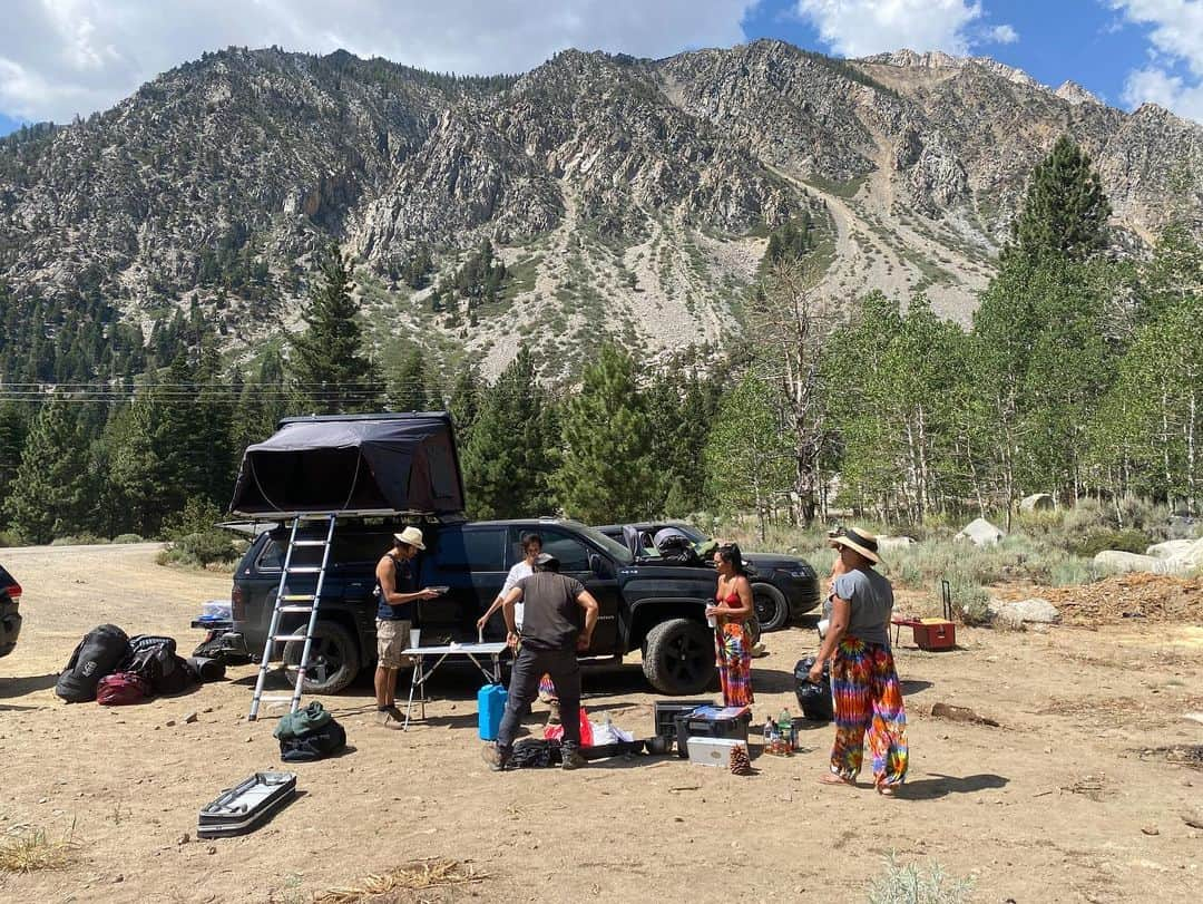 ライス・リベイロさんのインスタグラム写真 - (ライス・リベイロInstagram)「Road trip with the fam  #camping 😍❤️🌲🌿☀️」7月26日 3時43分 - laisribeiro