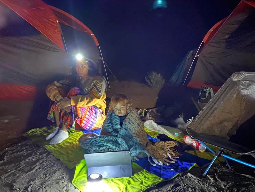 ライス・リベイロさんのインスタグラム写真 - (ライス・リベイロInstagram)「Road trip with the fam  #camping 😍❤️🌲🌿☀️」7月26日 3時43分 - laisribeiro