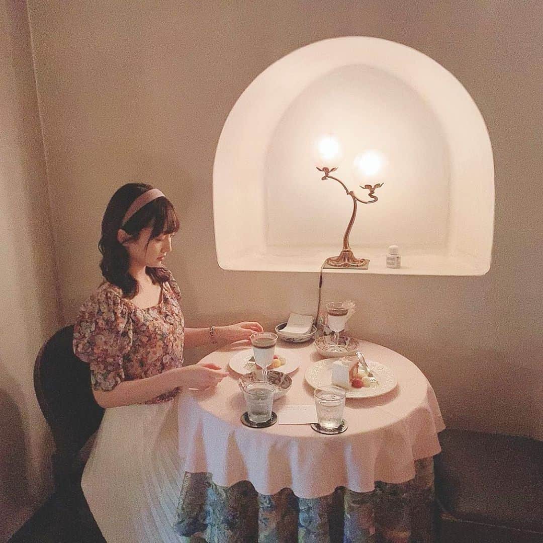 星野麻里愛さんのインスタグラム写真 - (星野麻里愛Instagram)「おしゃれカフェでした🍰  #おしゃカフェ#おしゃれカフェ #ドゥオーモカフェ #ドゥオーモ  #岐阜カフェ#岐阜cafe」7月25日 20時06分 - maria.pink28