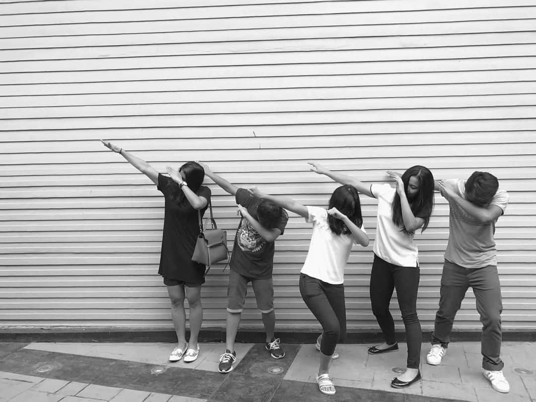 グレイシア・ポリーのインスタグラム：「Solid team swag y'all.. #2017」