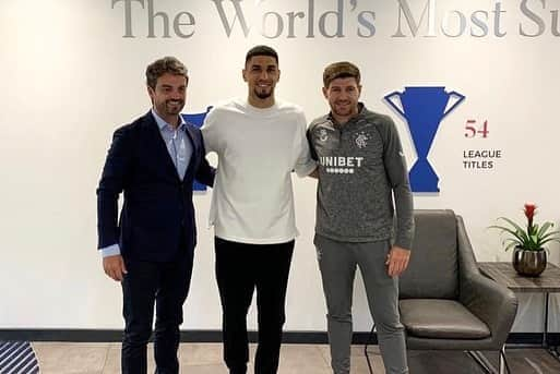 レオン・バログンさんのインスタグラム写真 - (レオン・バログンInstagram)「Hello Gers! I’m delighted and very proud to have signed for this amazing club - looking forward to getting to work and honouring that shirt 🔴🔵⚪️ @rangersfc」7月25日 20時49分 - leonbalogun