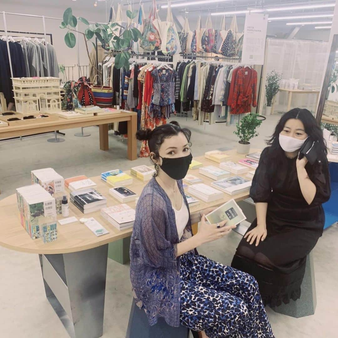 ノーマさんのインスタグラム写真 - (ノーマInstagram)「@equaland_official Shop Open  on 7/28 💫知、衣、住、食、健、芸、「信用＝TRUST」を同じ根っ子に様々なカテゴリーから集結したものたちが並ぶキュレーションメディア型店舗。 触れるストーリーが愛おしく、あったかい循環がいっぱいでした。 多様な価値観の中で生きる今。 「信用」と言う、あまりにも慣れしたしんだ言葉と向かい合う機会を貴重に感じたり。 『お金で買えぬものは信用』幕末の名言を思い出したり♩  #equaland #trustfashion #plasticsmart #プラスマ #プラスチックスマート #talky #おはなのクレヨン #hba #holisticbeauty #upcycleart #9inc」7月25日 21時08分 - noma77777