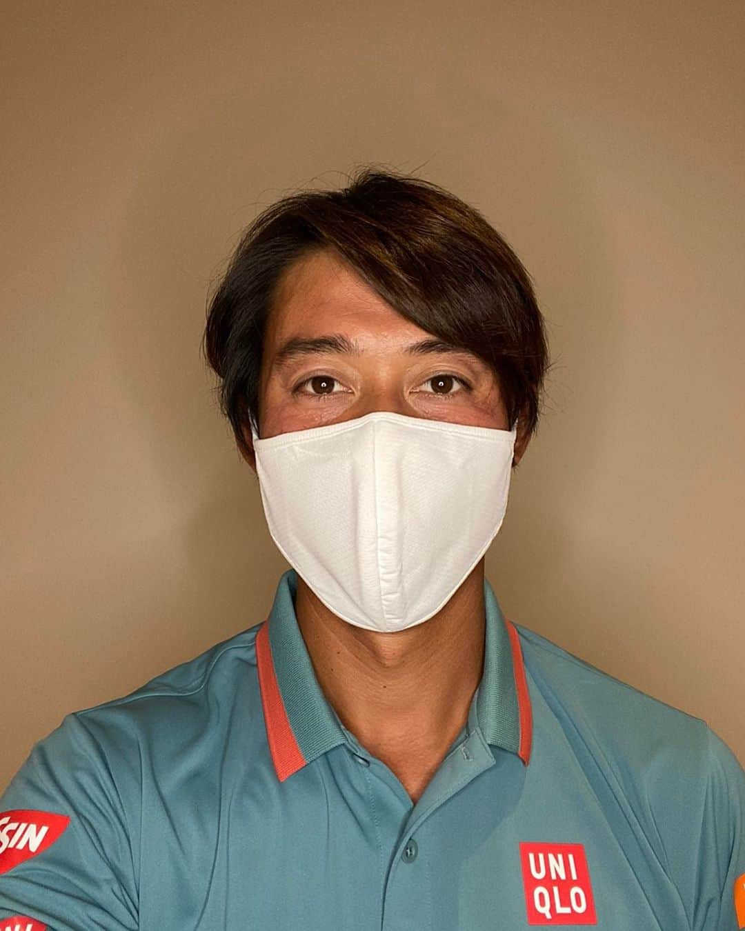 錦織圭のインスタグラム：「‪The new Uniqlo AIRism masks have arrived!  Masks are not just for yourself.  But also for others. Be kind. Thanks Uniqlo.  #uniqlo #AIRism @uniqlo_ambassadors @uniqlo」