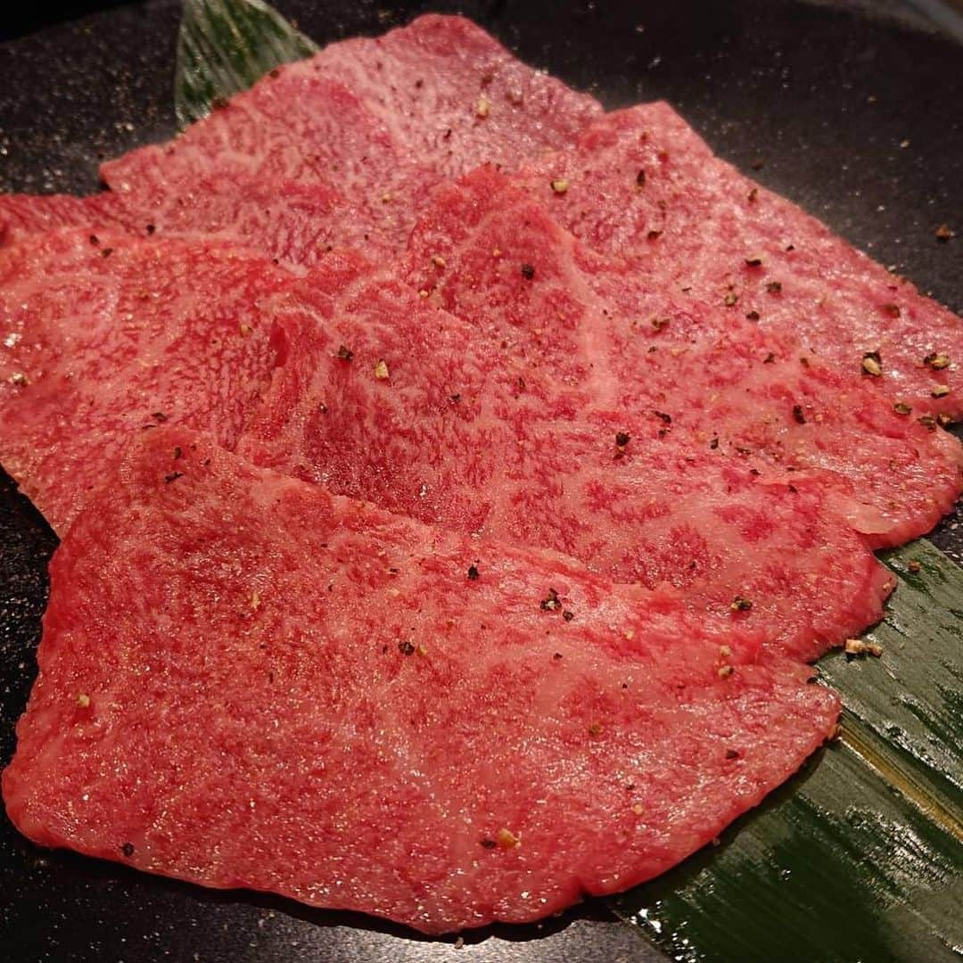 川原由維さんのインスタグラム写真 - (川原由維Instagram)「練習の後のお食事会〜  お洒落な動画の撮り方教えてもらった😂  #ゴルフ #練習後 #食事会 #焼肉 #至福の時」7月25日 23時01分 - yui5520