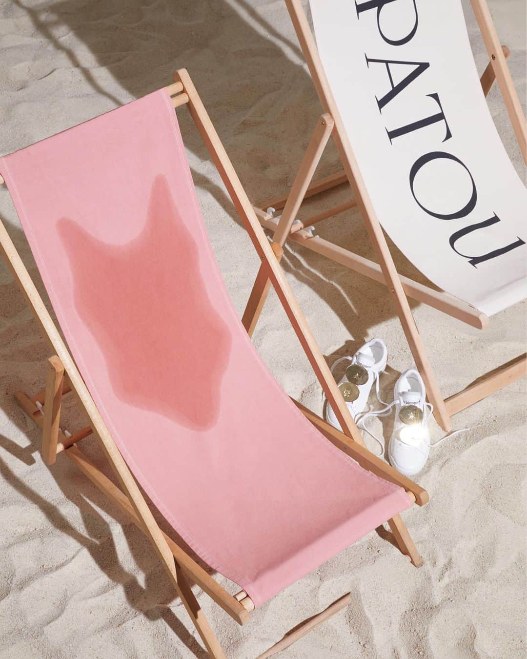 LVMHさんのインスタグラム写真 - (LVMHInstagram)「Wherever you are, experience a special getaway through the summery spirit of our Maisons.  Listen to @patou’s song for the summer:  Tick tock, Patou’s off the clock! Beach bunny, so Frenchie. Hurry up and laze!    Think of no one, laugh at nothing! Summertime Patou is a sport!    A shimmer of gold, black and white, Patou at first sight – with a bit of a stretch! It’s Patou Plage!  #LVMH #Patou #PatouPlage」7月25日 23時04分 - lvmh