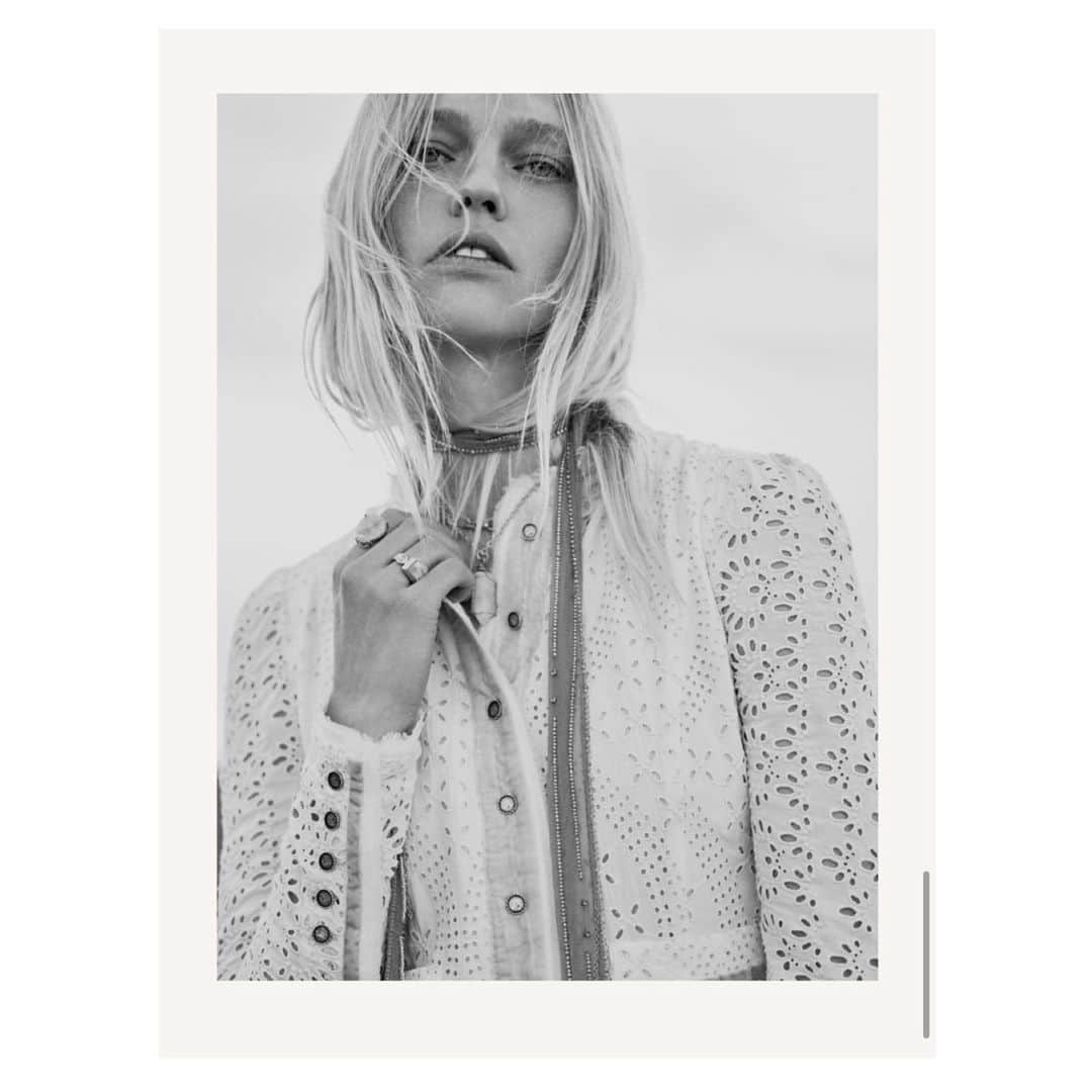 サーシャ・ピヴォヴァロヴァのインスタグラム：「Love new pictures photographed by @fabienbaron styled by @ludivinepoiblanc  #Hamptons @zara」
