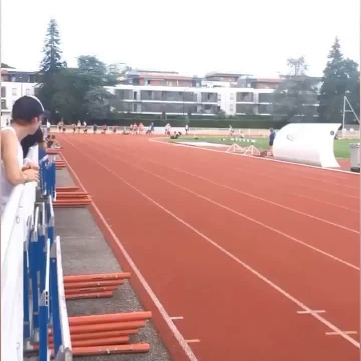 クリストフ・ルメートルのインスタグラム：「10s44 aujourd’hui, on reste dans la même dynamique qu’hier. L’enchaînement des courses et des compétitions fait du bien et permet de bien se préparer pour la suite de la saison. On profite à fond de chaque course.  #asics #competition #sprint #100m #atheltisme #sprinter  📸 @alexia_ganion」