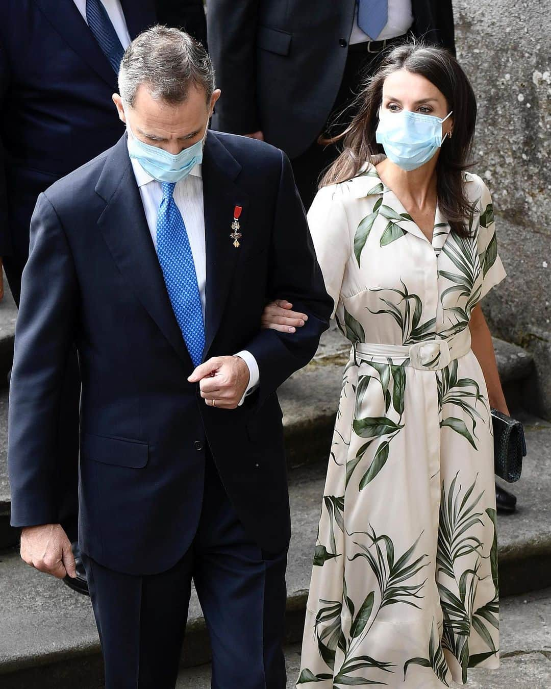 Just Jaredさんのインスタグラム写真 - (Just JaredInstagram)「Spain’s King Felipe and Queen Letizia continued their royal tour on Saturday. They are traveling around the country to promote the economy after the coronavirus outbreak. #KingFelipe #QueenLetizia Photos: Getty」7月26日 3時26分 - justjared