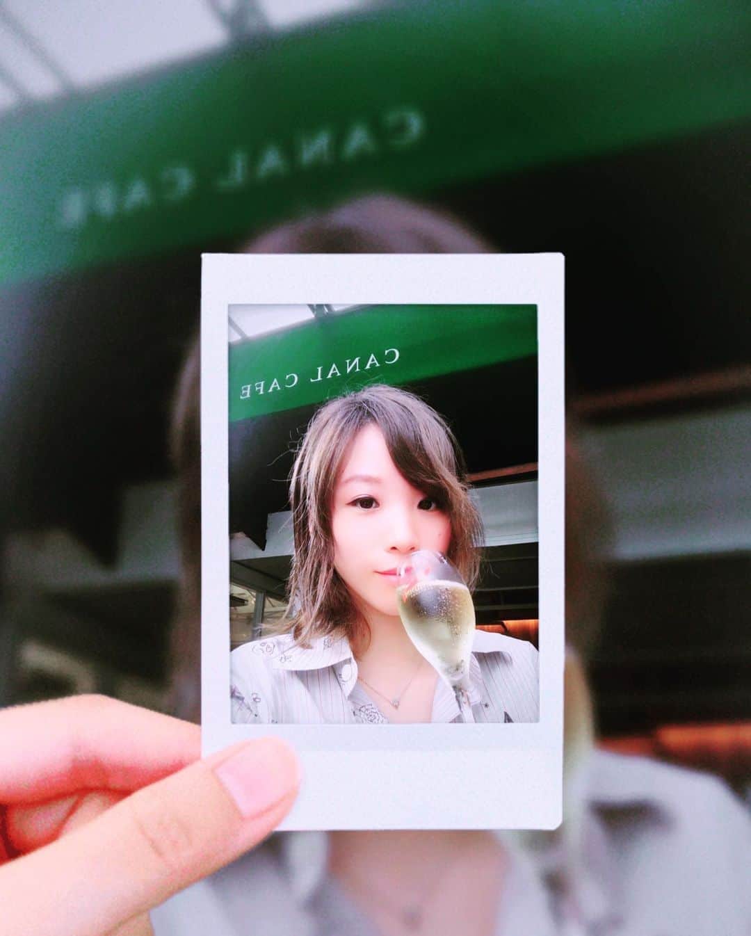 謝依旻さんのインスタグラム写真 - (謝依旻Instagram)「很久沒給太陽曬了～🌞✨  #東京 #カフェ #tokyo #カナルカフェ #canalcafe  #日曜日  #リラックス  #cafetime」7月26日 13時49分 - igo_1116