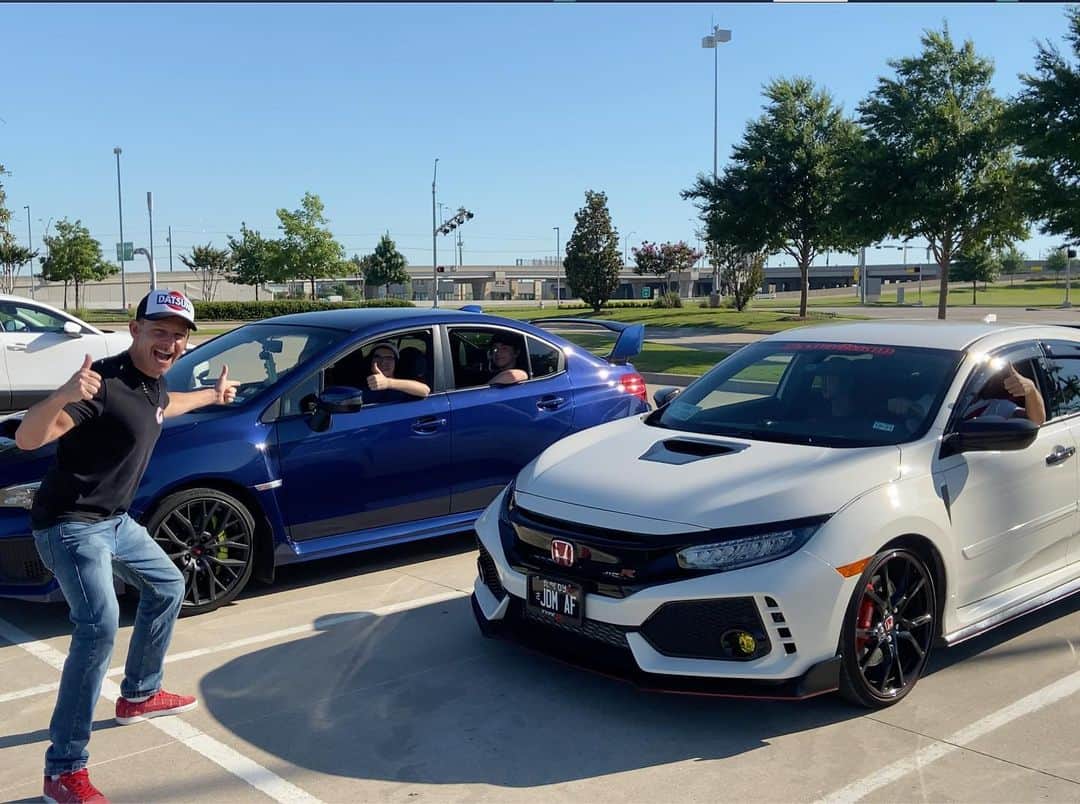 スティーブのインスタグラム：「Before I decided to move to Texas I thought American cars and Pickup trucks would rule the roads there !! While there are a lot of cool trucks all over, I was amazed at the huge variety of all kinds of cars and a lot of Japanese and RHD JDM too!! My latest video introduces to 3 young guys near Dallas who love their Japanese cars. Check profile for video link  テキサスと言えばアメ車のイメージが強い。。しかし意外と地元の若者に日本車が大人気！！ある映画の影響が半端ないなぁ。。」