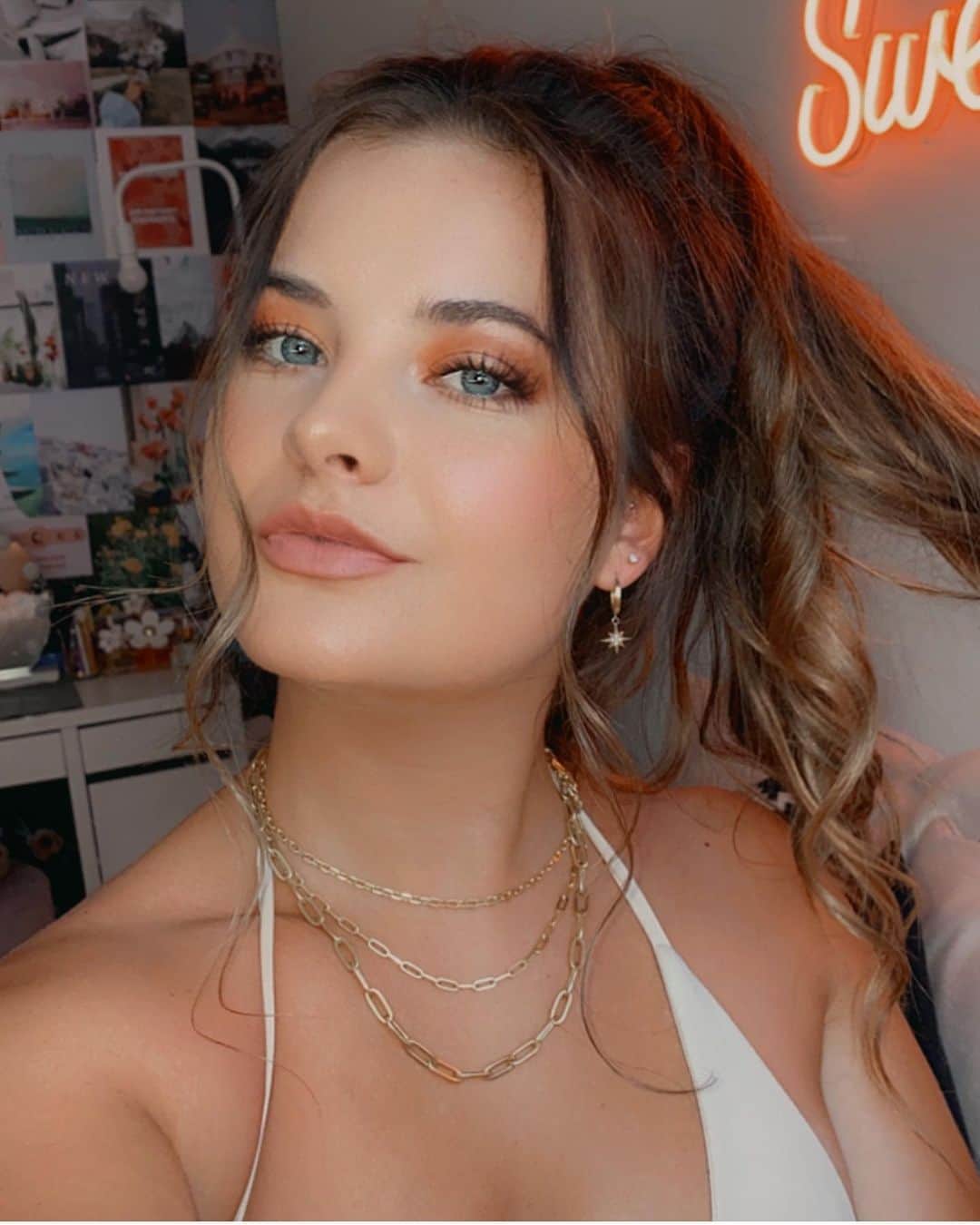 Brooke Marie Hylandのインスタグラム：「99.9% sweet ;)」