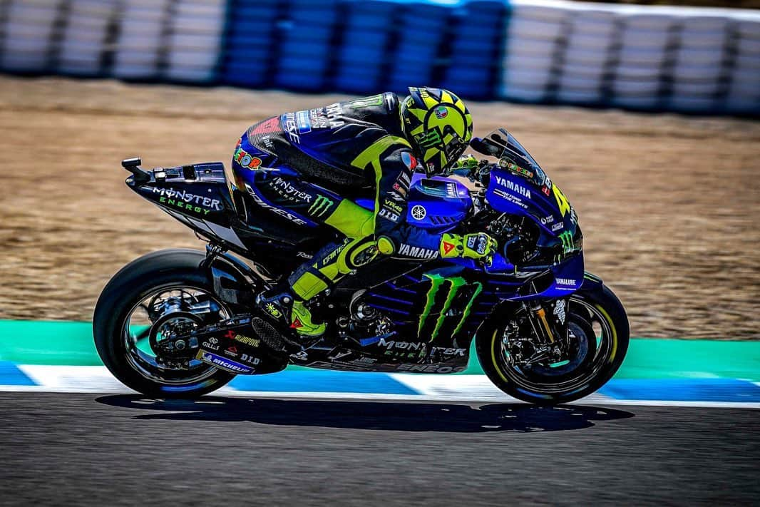 バレンティーノ・ロッシさんのインスタグラム写真 - (バレンティーノ・ロッシInstagram)「Jerez circuit,Spain Saturday,official practice 📸 @falex79 @gigisoldano」7月26日 6時13分 - valeyellow46