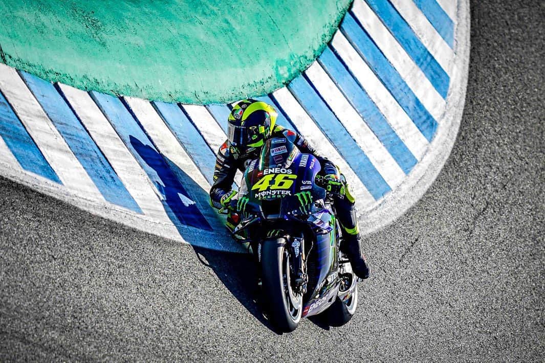 バレンティーノ・ロッシのインスタグラム：「Jerez circuit,Spain Saturday,official practice 📸 @falex79 @gigisoldano」