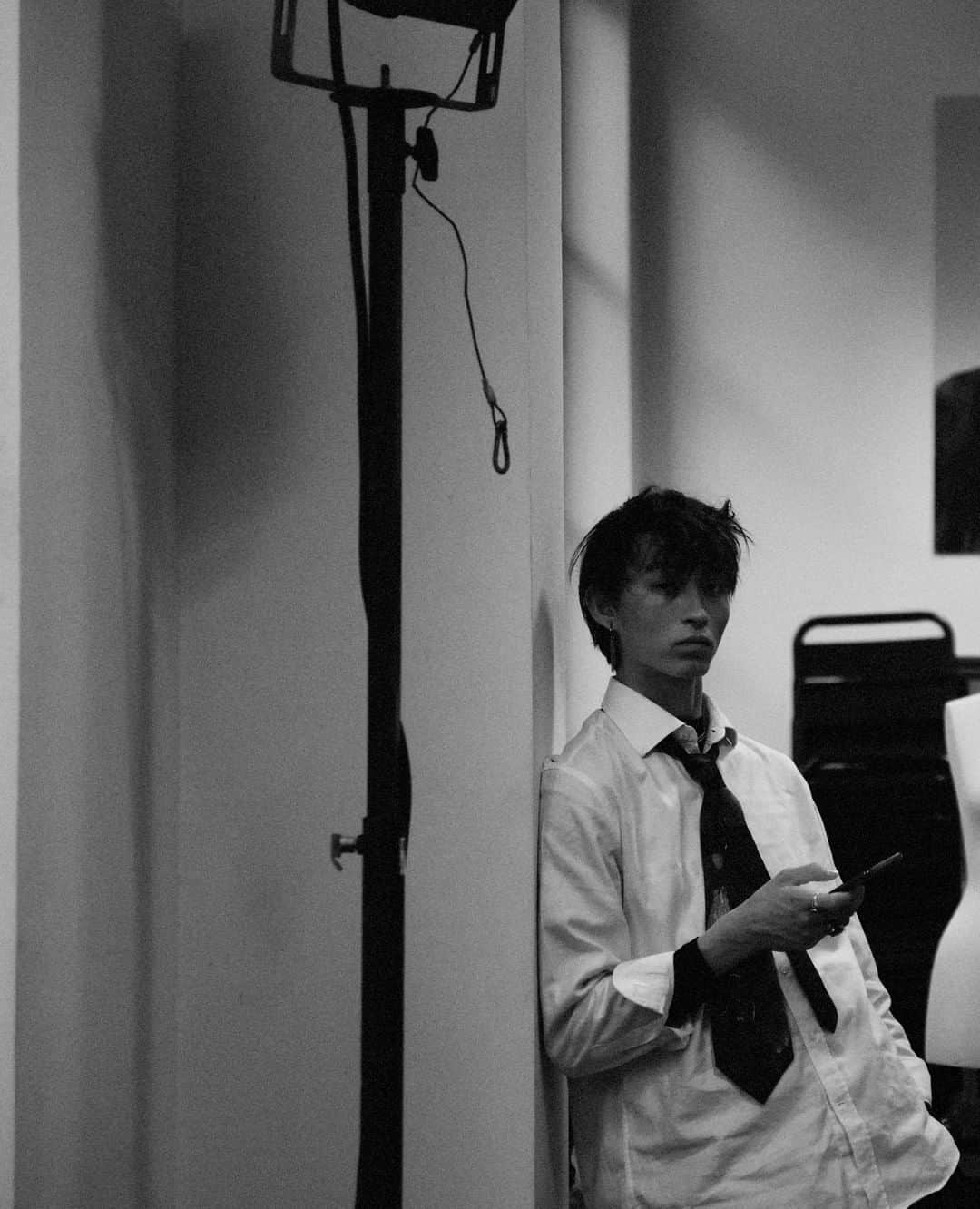 ヨウジヤマモトさんのインスタグラム写真 - (ヨウジヤマモトInstagram)「#YohjiYamamotoPOURHOMME⁠ #AW20 Show Backstage⁠ Paris⁠ January 2020⁠ Documented by @elise_toide⁠ ⁠ #YohjiYamamoto⁠ @yohjiyamamotoofficial」7月26日 9時01分 - yohjiyamamotoinc