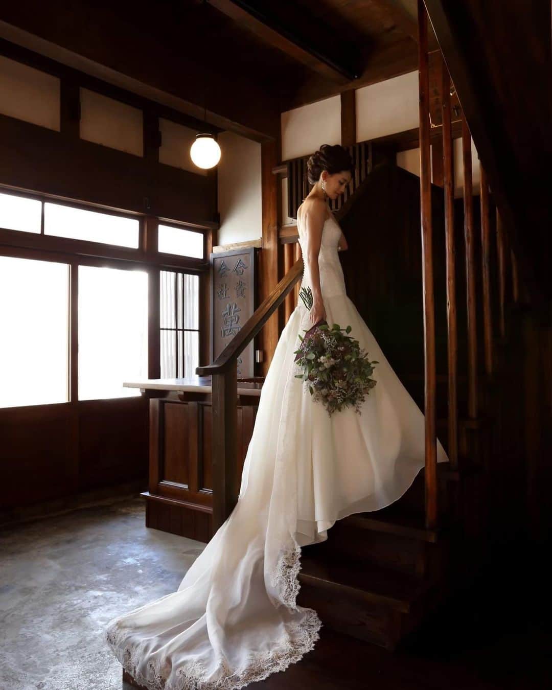 萬屋本店のグルメインスタ