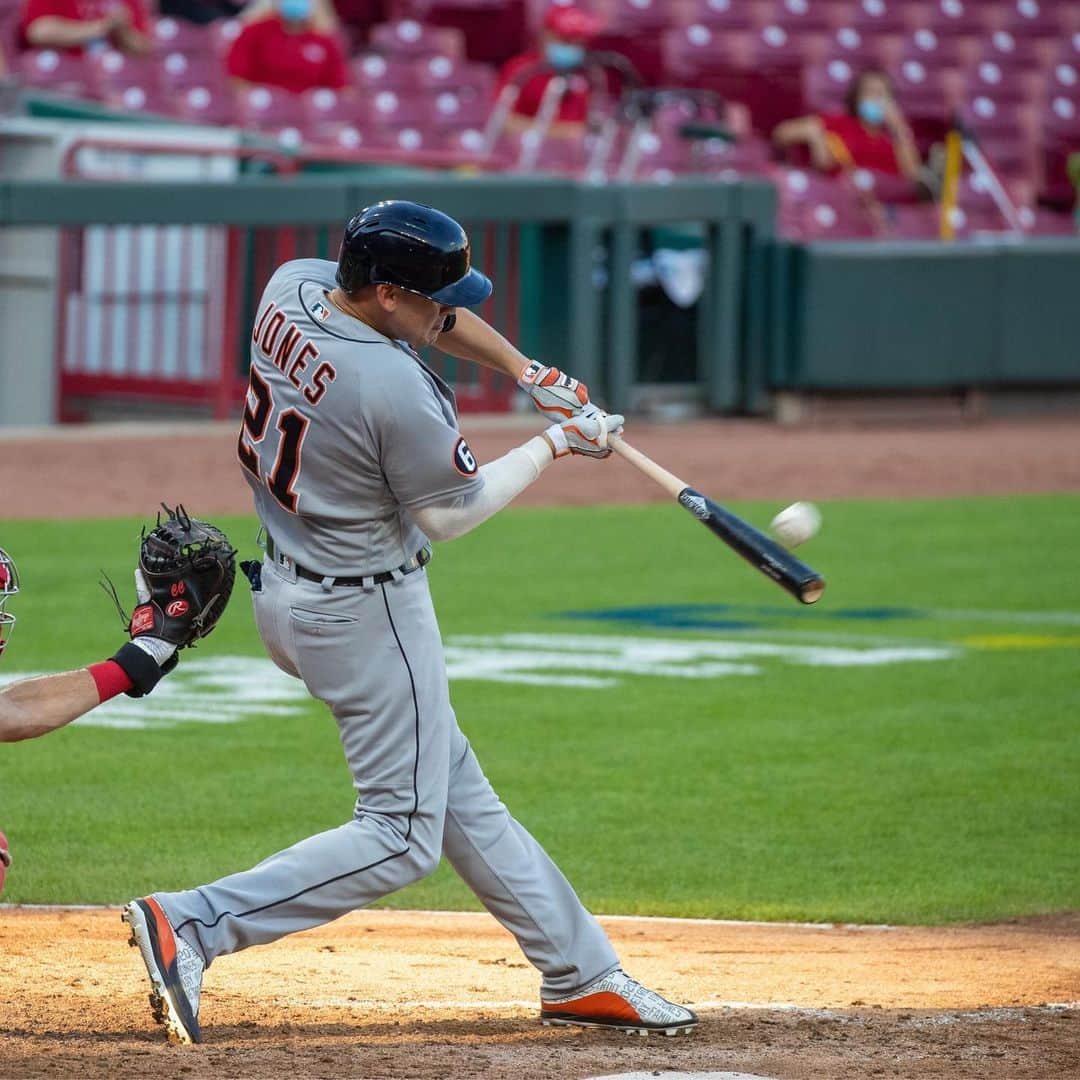 デトロイト・タイガースさんのインスタグラム写真 - (デトロイト・タイガースInstagram)「JaCoby Jones comes up CLUTCH.」7月26日 9時34分 - tigers