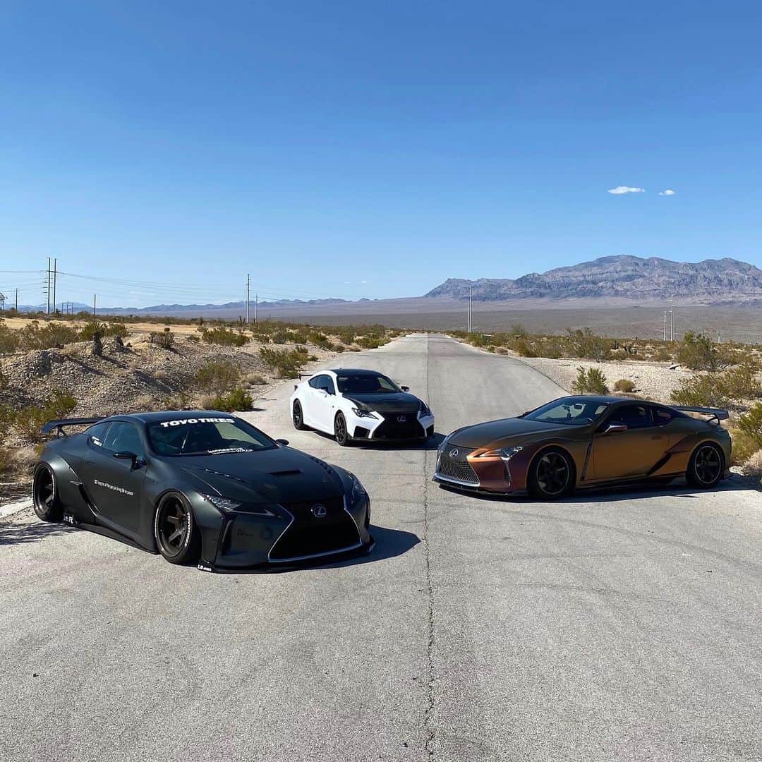 Lexus USAのインスタグラム：「Ah, those optical illusions in the desert...🥰 #driversproject」