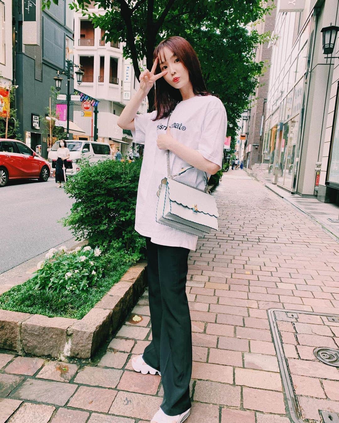 磯田 ひかる(Hikaru Isoda) のインスタグラム：「🤞☺️🤞」