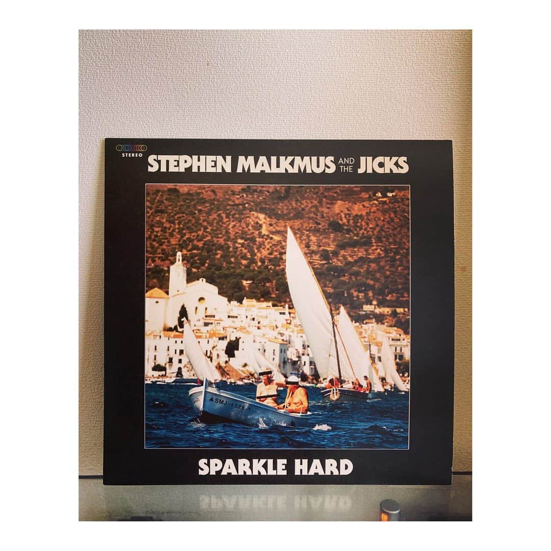 林幸治さんのインスタグラム写真 - (林幸治Instagram)「Stephen Malkmus And The Jicks ‎– Sparkle Hard  洗濯物の山に挑む前にレコードに針を落とす。  #vinyl #stephenmalkmusandthejicks #2018 #usoriginal #nowspinning」7月26日 11時47分 - tct_koji_hayashi