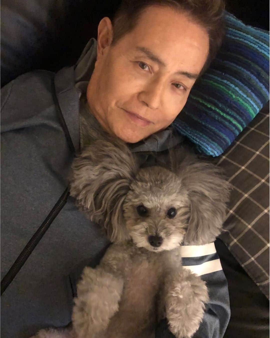 加藤綾菜さんのインスタグラム写真 - (加藤綾菜Instagram)「朝目覚めてのこの完成度✨✨ 77歳🥰イケメンよね？？ 家でも綺麗にしてます☺️💕 part2 #無修正」7月26日 12時29分 - katoayana0412