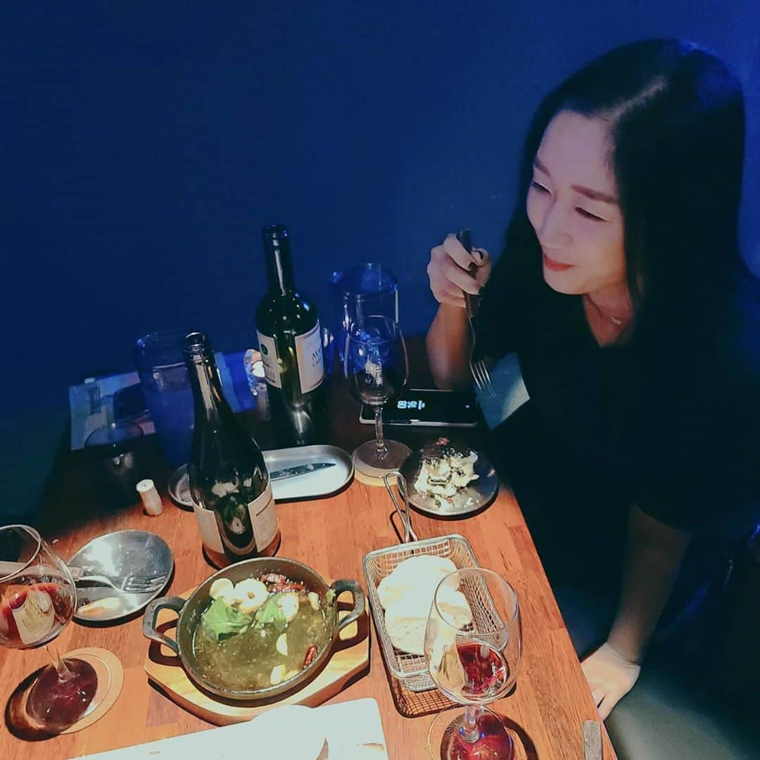 Han Ga Eunさんのインスタグラム写真 - (Han Ga EunInstagram)「#기록 #20년지기들 #롱이윤희생파 20200725」7月26日 23時37分 - gaeungbebe