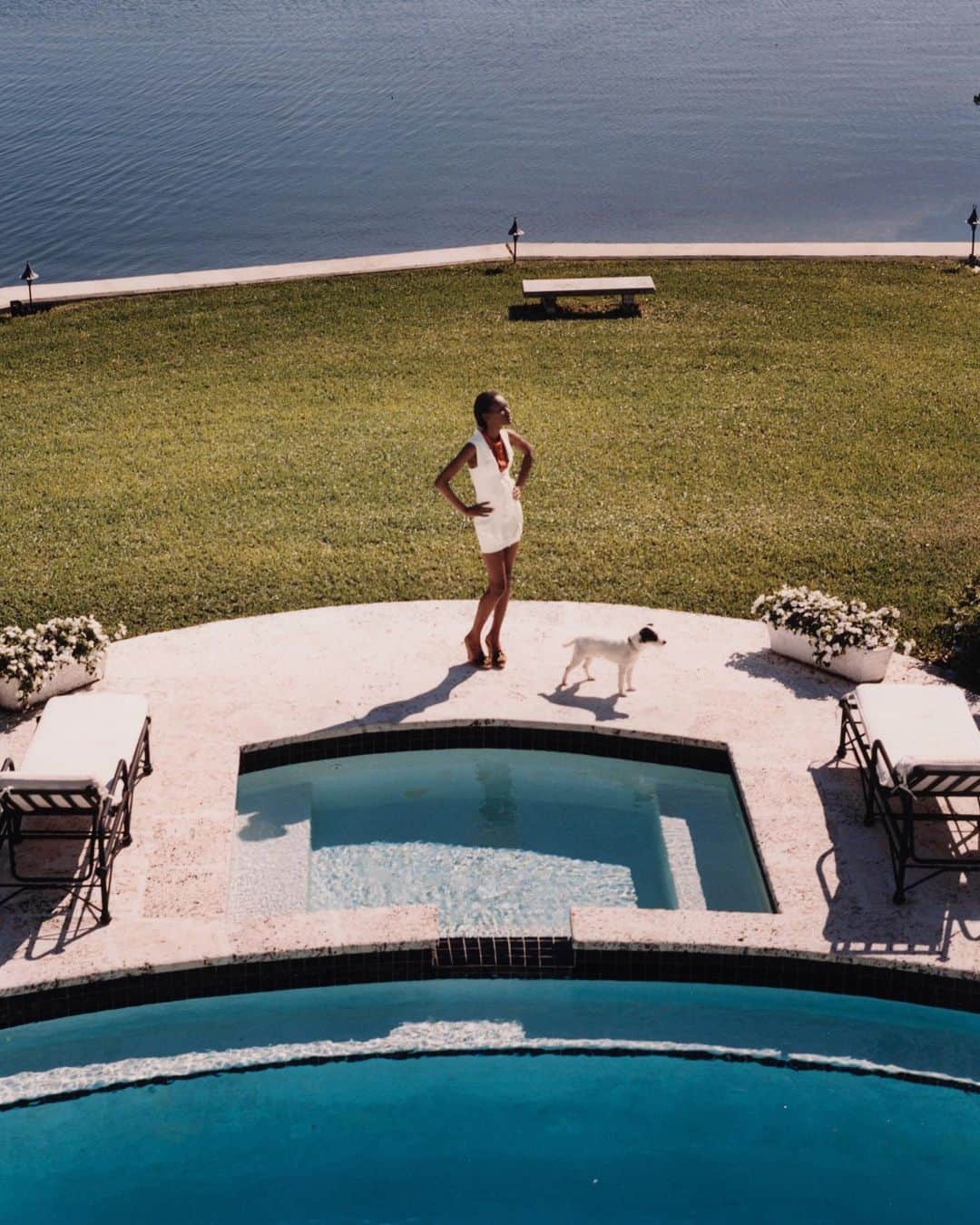 ブルース・ウェーバーさんのインスタグラム写真 - (ブルース・ウェーバーInstagram)「Poolside in Palm Beach with @JaunelMckenzie, Florida, 2004 for @wmag.」7月26日 23時08分 - bruce_weber