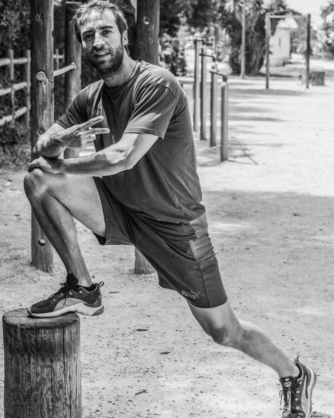 マチュー・フラミニのインスタグラム：「“Mens sana in corpore sano”  Healthy mind in a healthy body...💪🏽👊🏽 Have a great Sunday everyone. #healthylifestyle #performance」
