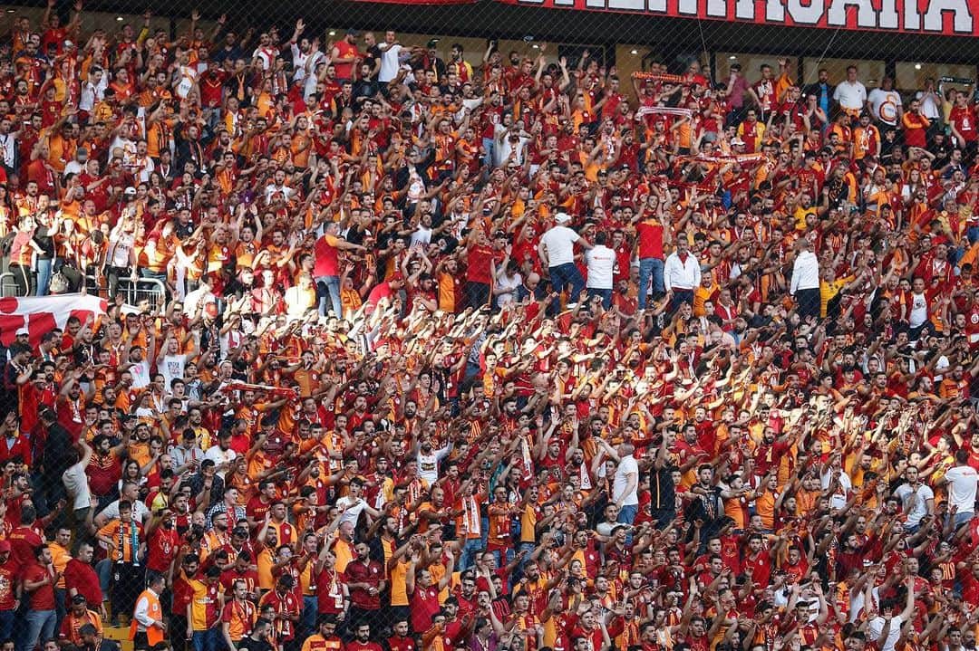ガラタサライSKさんのインスタグラム写真 - (ガラタサライSKInstagram)「Günaydın #Galatasaray Ailesi」7月26日 15時00分 - galatasaray