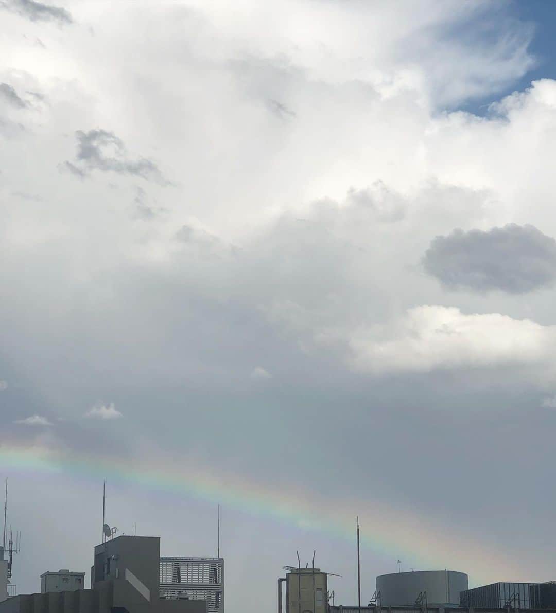 阿部洋子さんのインスタグラム写真 - (阿部洋子Instagram)「🌈🌈🌈🌈🌈🌈 出てた！ #rainbow」7月26日 16時10分 - hirocoring