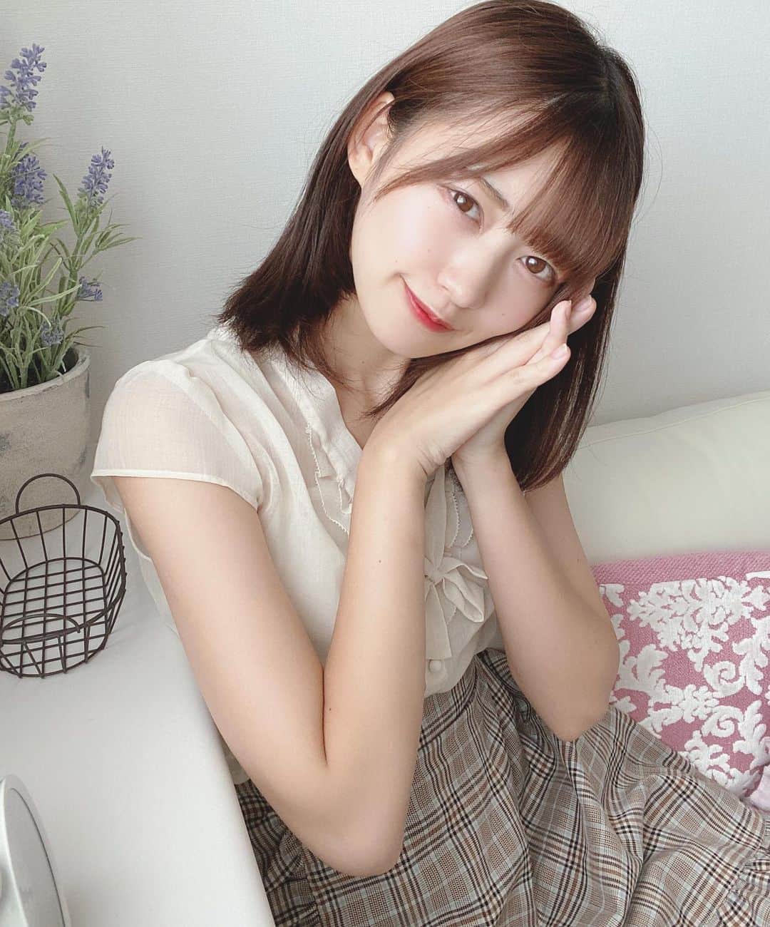 空野青空のインスタグラム：「はろはろっ なにしてるの〜❔  #あおべべ #量産型 #greenlabelrelaxing  #axesfemme  #あおにゃん #空野青空」