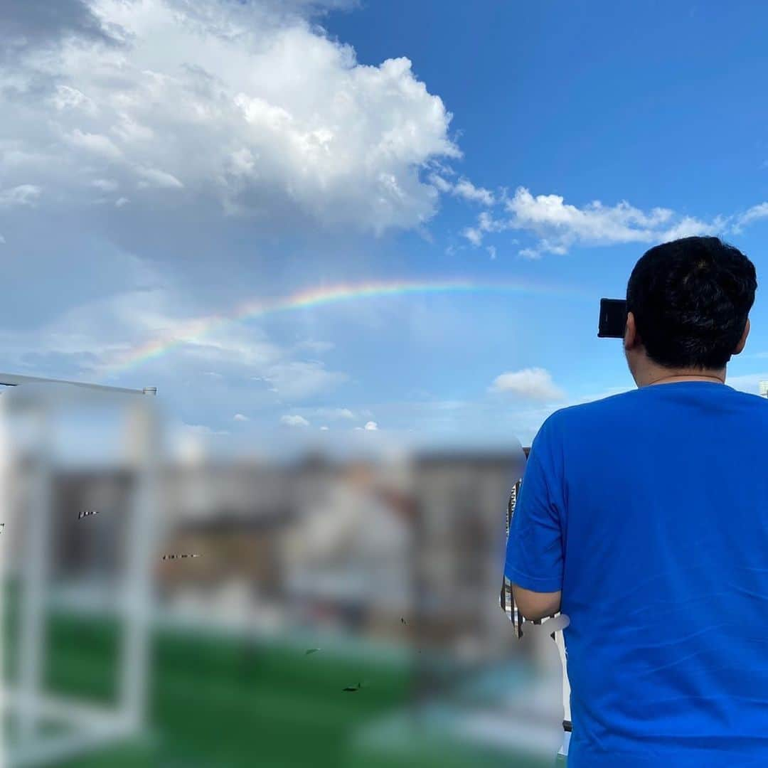 椿鬼奴さんのインスタグラム写真 - (椿鬼奴Instagram)「虹とおじさん🌈 #グランジ大 @satodaidaidai」7月26日 16時43分 - tsubakioniyakko